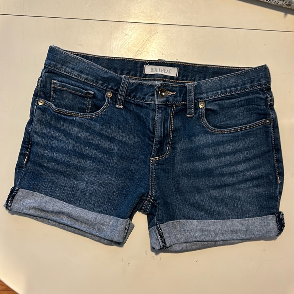 BULLHEAD stretch shorts. 99% cotton size 5. Cuffs sewn up.